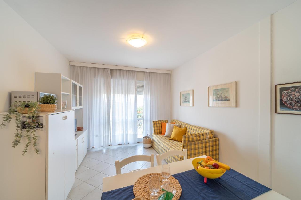 Апартаменты Residenza Puerto Do Sol Линьяно-Саббьядоро Экстерьер фото